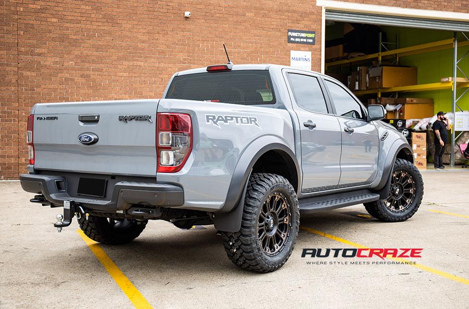 FORD RAPTOR HOSS XD II SATIN BLACK DARK TINT